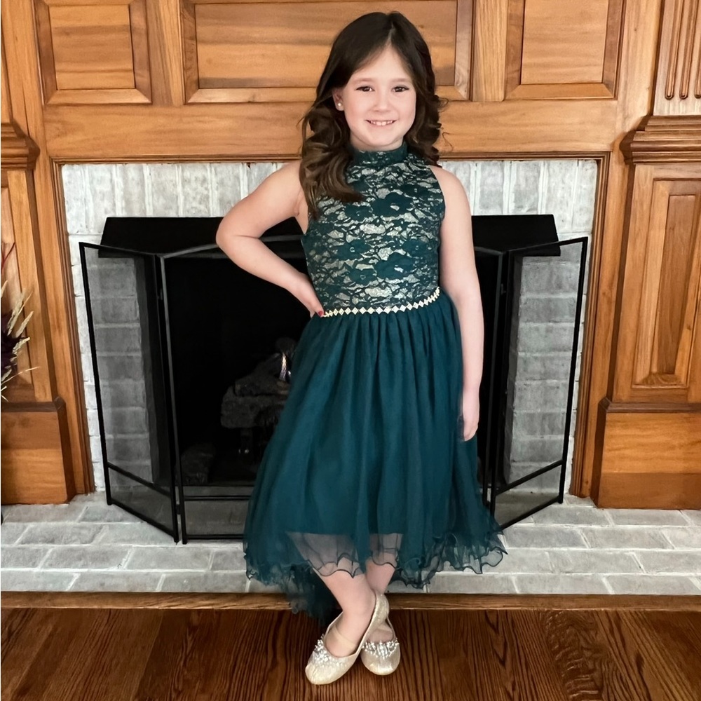 Girls size 7 high low formal dress in dark green with gold belt and lace